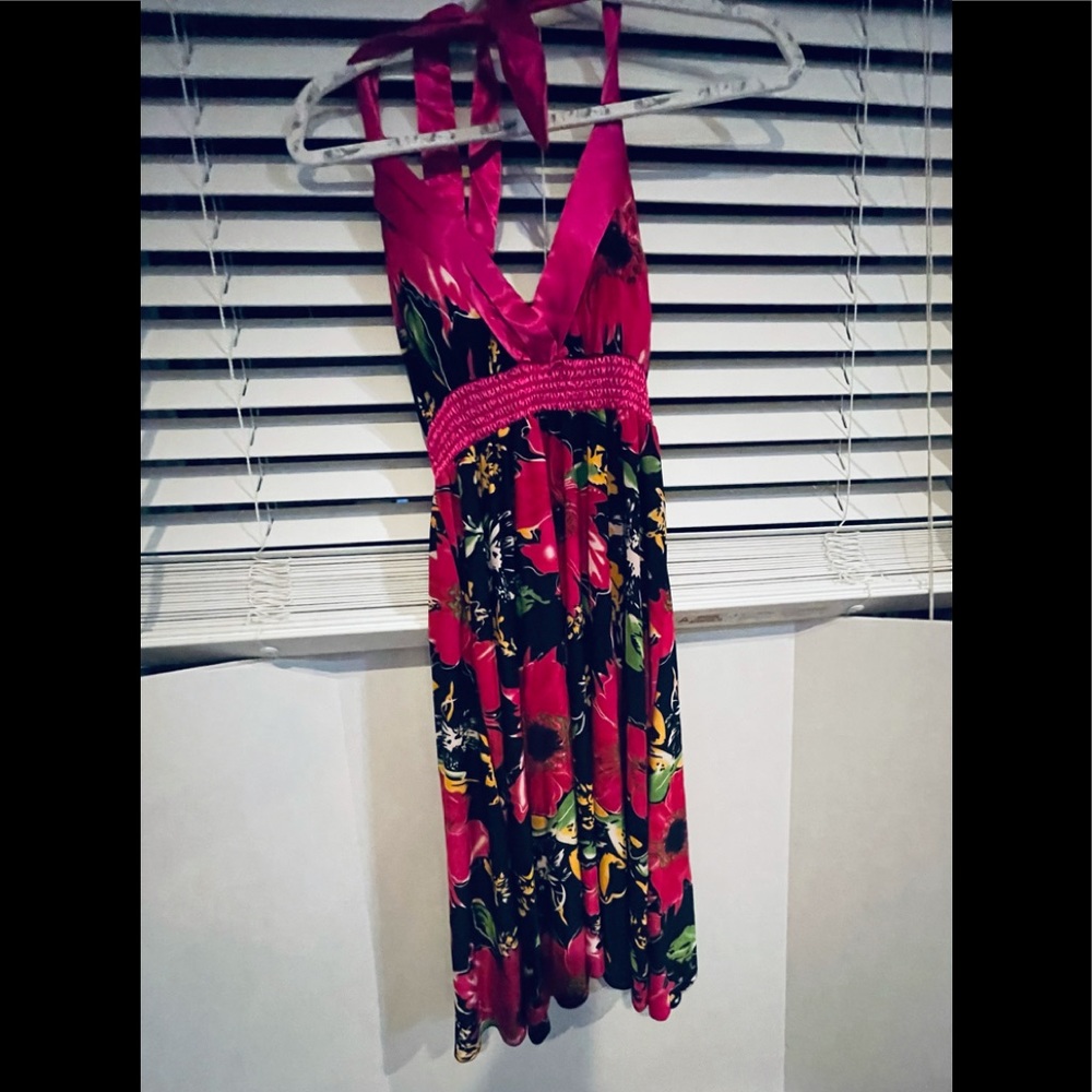 Sheng Da Mini Sun Dress. NWOT. Never worn. Non smoking home.